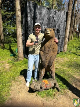 b6aa68f4-3149-4ed1-b3c2-a8e6d6d32a4a